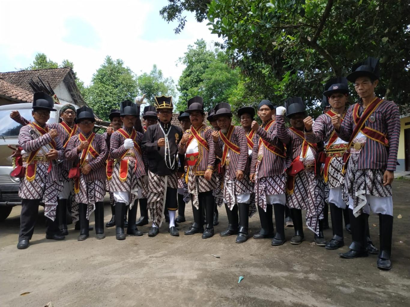 Bregodo Sonopakis Kidul mengikuti Pawai Tradisi Cembengan Pabrik Gula Madukismo 