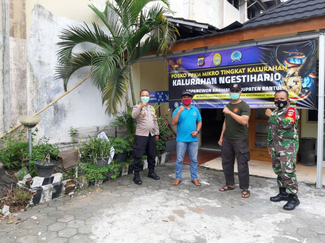 Pembuatan Posko Kalurahan Dalam Rangka Penanganan Covid-19